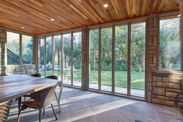 Vinyl Replacement Windows & Doors in Mississauga